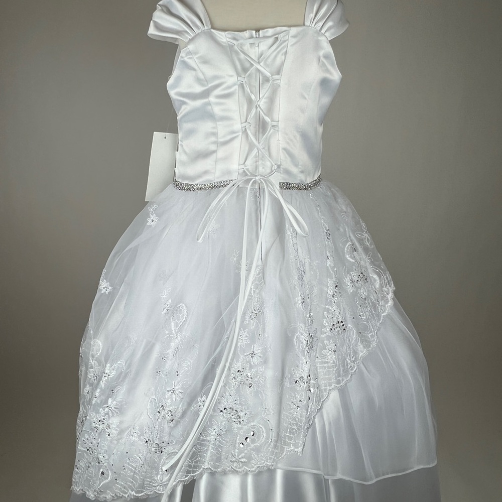 Girls First communion white dress size 7, 8, 10, 12 - Picture 12 of 13